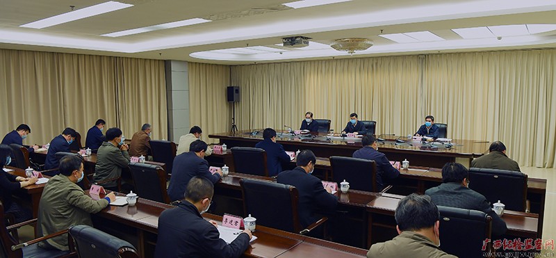 自治区纪委监委进一步强化派驻机构疫情防控监督工作